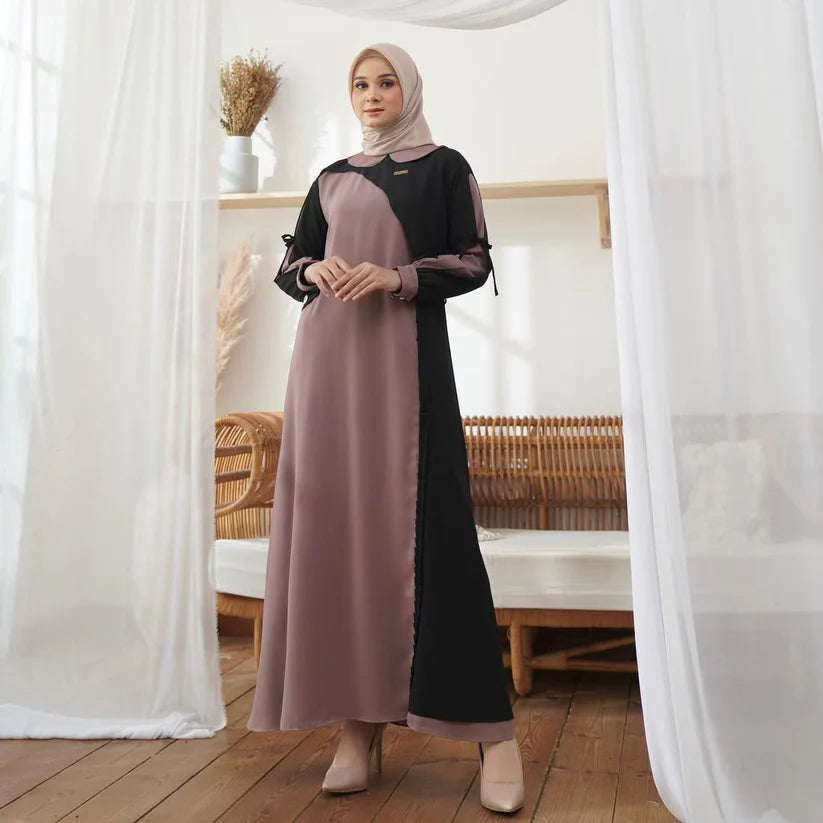 Desert Bloom Abaya | Sophisticated Style